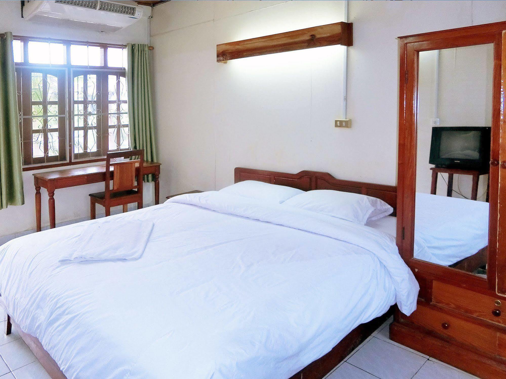 Villa Sisavad Guesthouse Vientiane Eksteriør billede