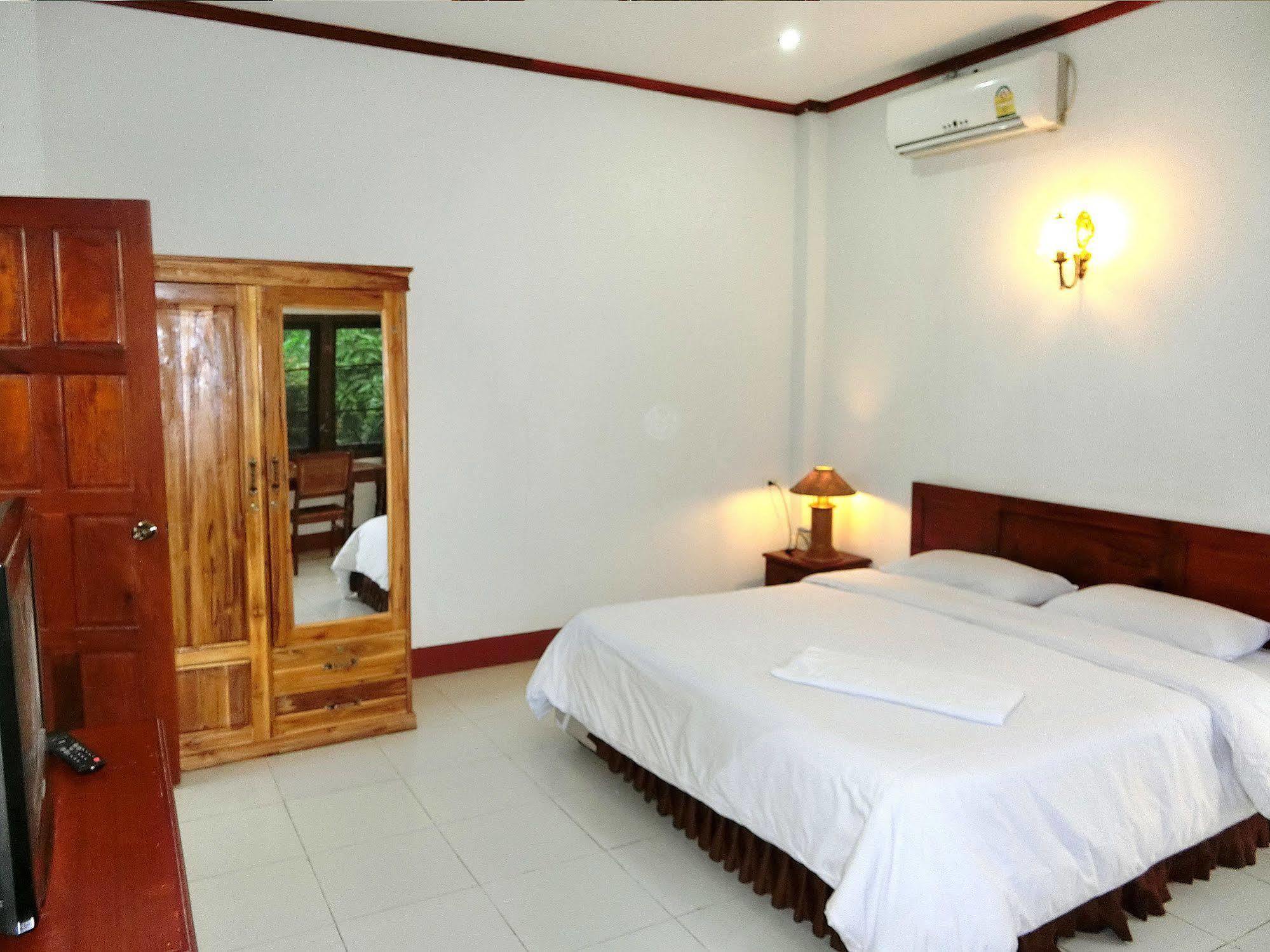 Villa Sisavad Guesthouse Vientiane Eksteriør billede