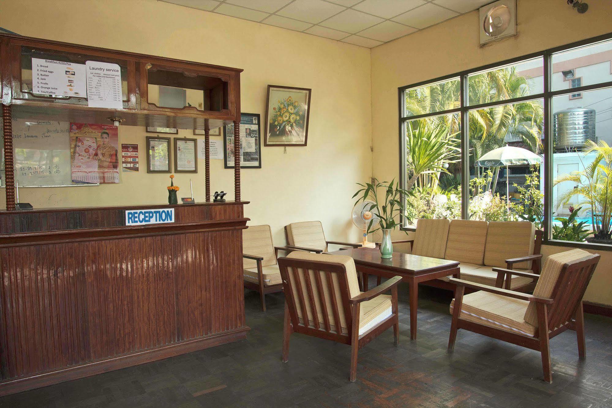 Villa Sisavad Guesthouse Vientiane Eksteriør billede