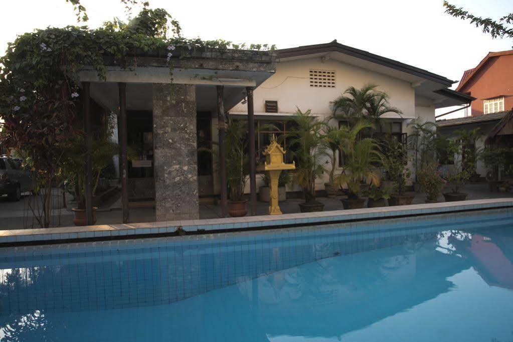 Villa Sisavad Guesthouse Vientiane Eksteriør billede